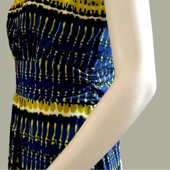 Kelly By Clinton Kelly Vibrant Sleeveless High-Low Dress in Blue and Yellow - Picture 4 of 12